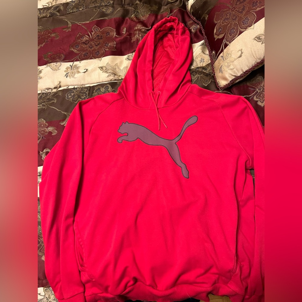 Men’s puma sweaters size large bundle